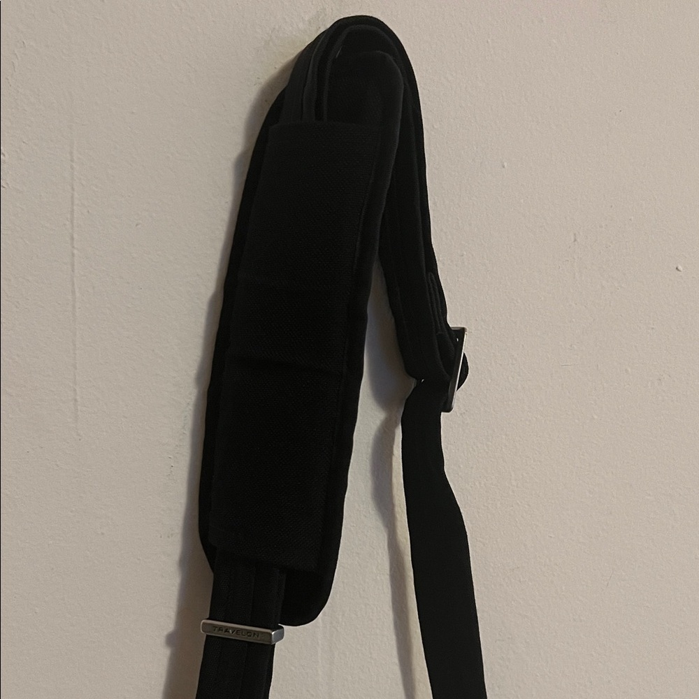 Travelon Black Messenger Bag - Picture 4 of 6